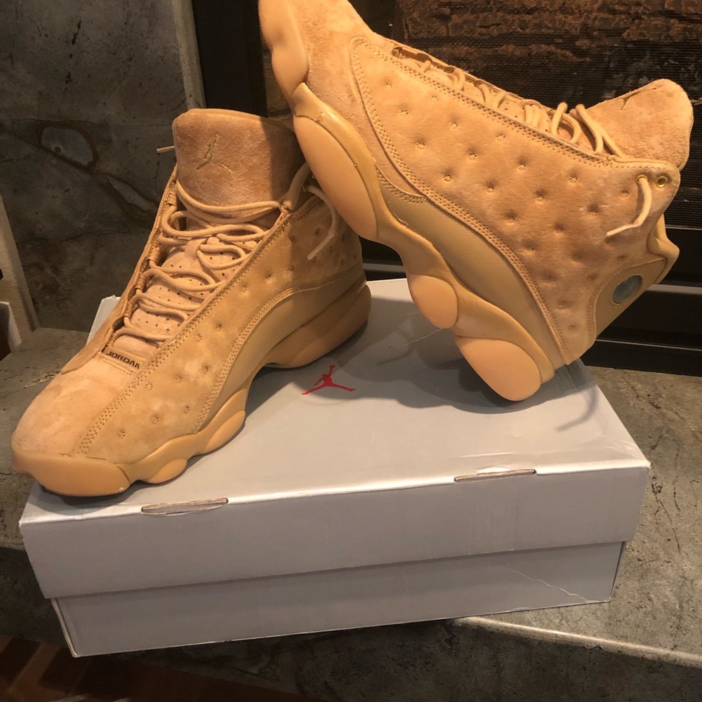 Air Jordan 13 wheat size 12